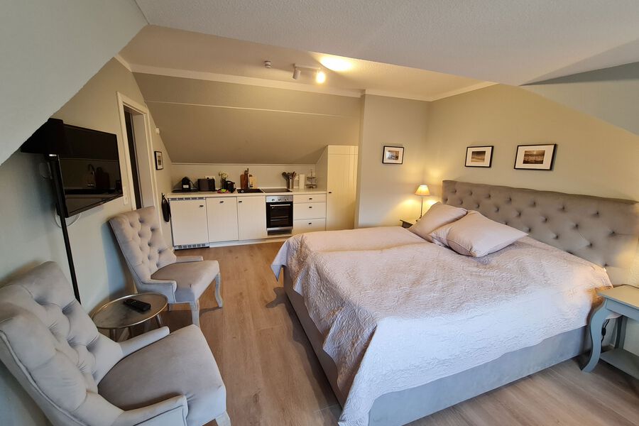 Lille Hues Suite 8 "CARLOTTA"