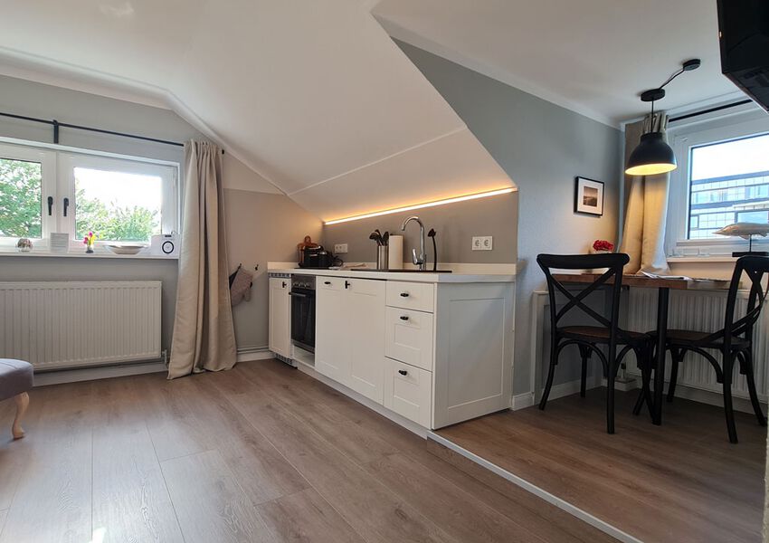 Lille Hues Suite 10 "LINN"