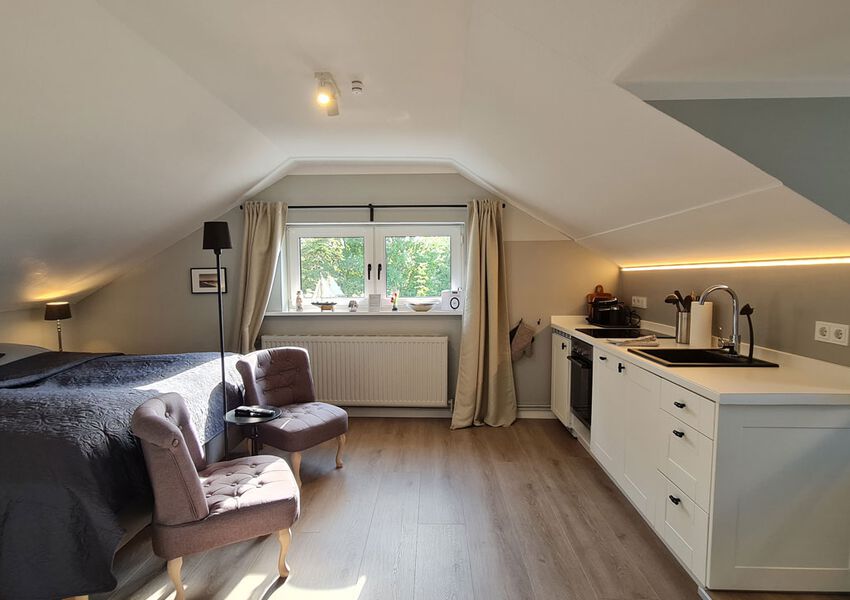 Lille Hues Suite 10 "LINN"