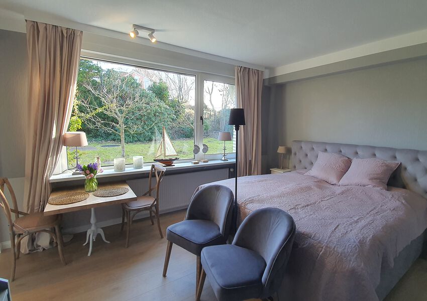 Lille Hues Suite 3 "LOTTA"