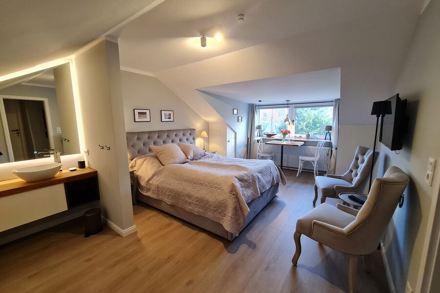 Lille Hues Suite 8 "CARLOTTA"